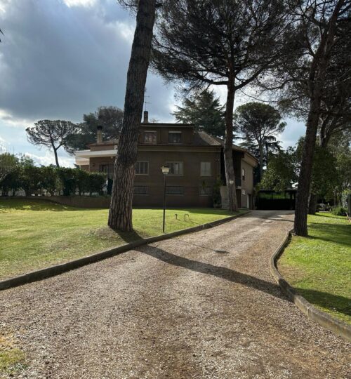Via Quarto di Santa Lucia | Villa Bifamiliare